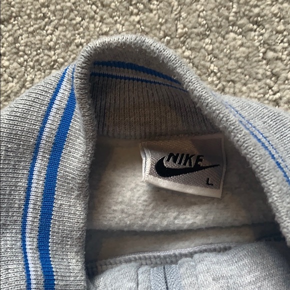 Nike Jacket - Picture 3 of 3